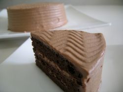 レイヤード　チョコケーキ